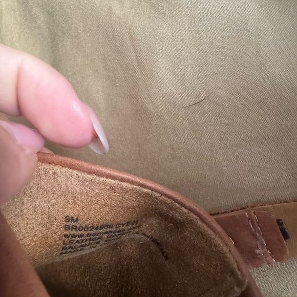 BOC Tan Leather Women's Mules - Picture 5 of 5